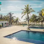 2M9-18 Apartment Of 2 Oceanfront Bedrooms With Pool