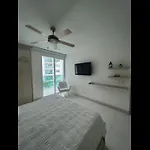 2M9-18 Apartment Of 2 Oceanfront Bedrooms With Pool