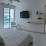 2M9-18 Apartment Of 2 Oceanfront Bedrooms With Pool